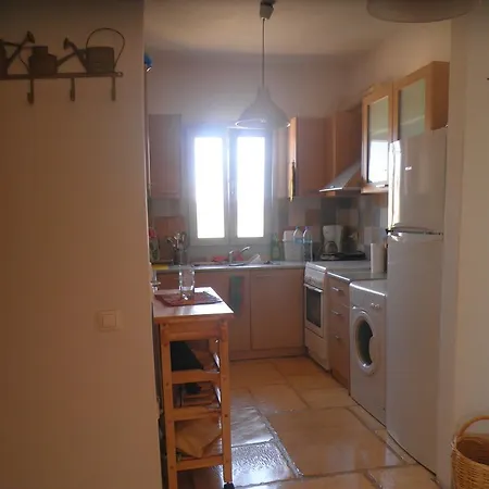 Thea Vlichada Casa vacanze Makrotándalon